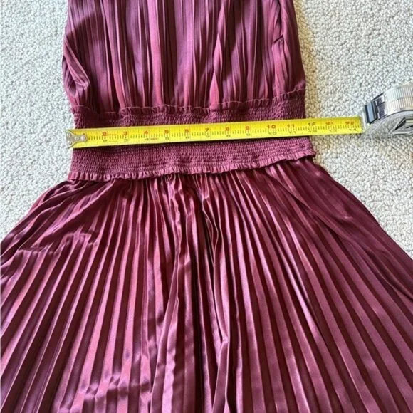 Nanette by Nanette Lepore Pleated Maroon Cocktail Dress Size 4 Elegant Party - Picture 11 of 11